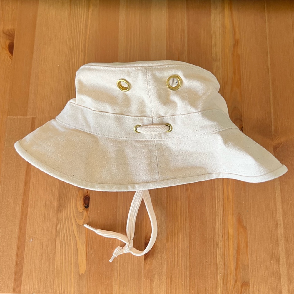 Tilley White Iconic T1 Bucket Hat